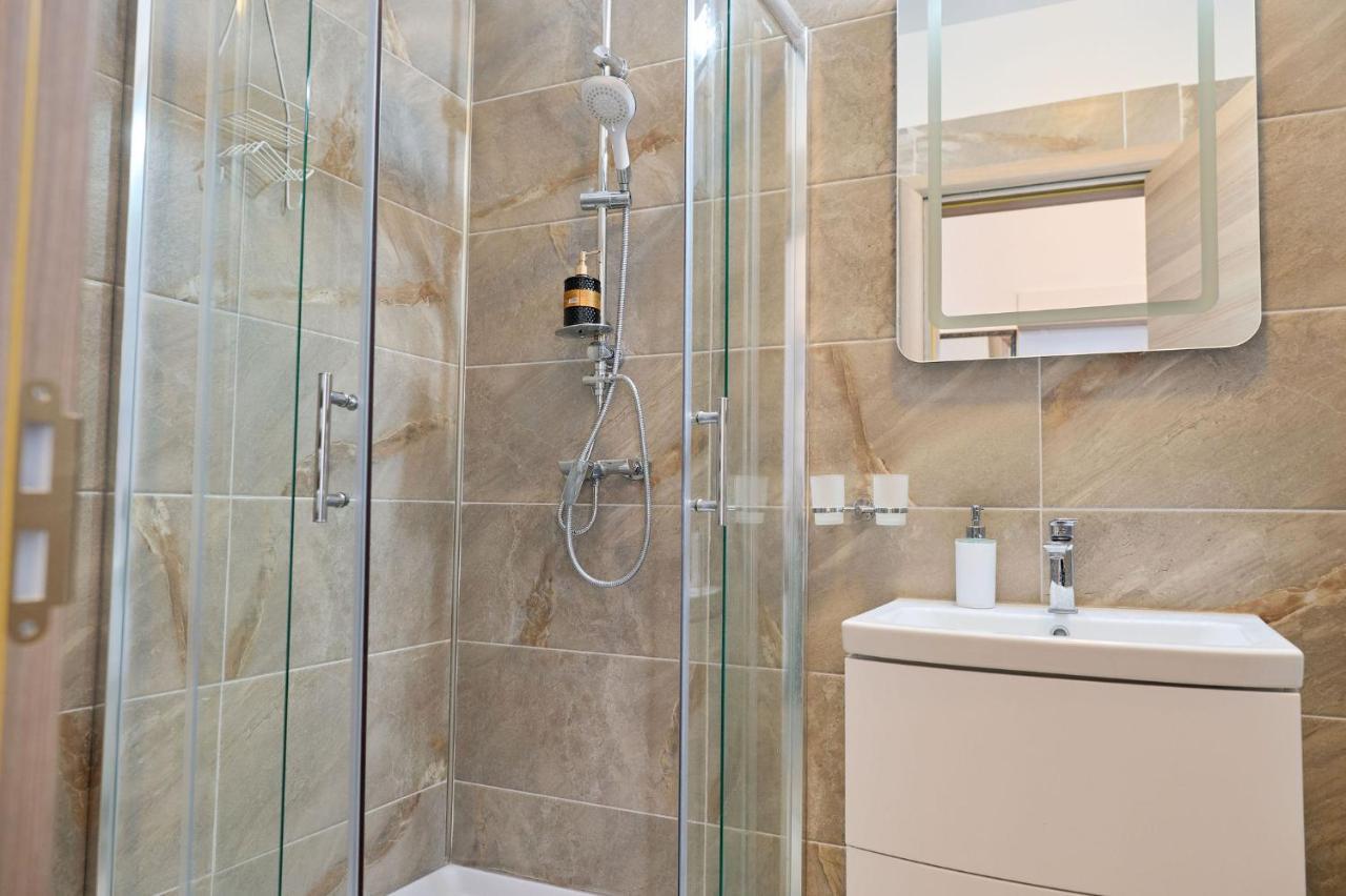 Moon Sea View Apartment - Spa N Pools Resort Мамая Екстериор снимка